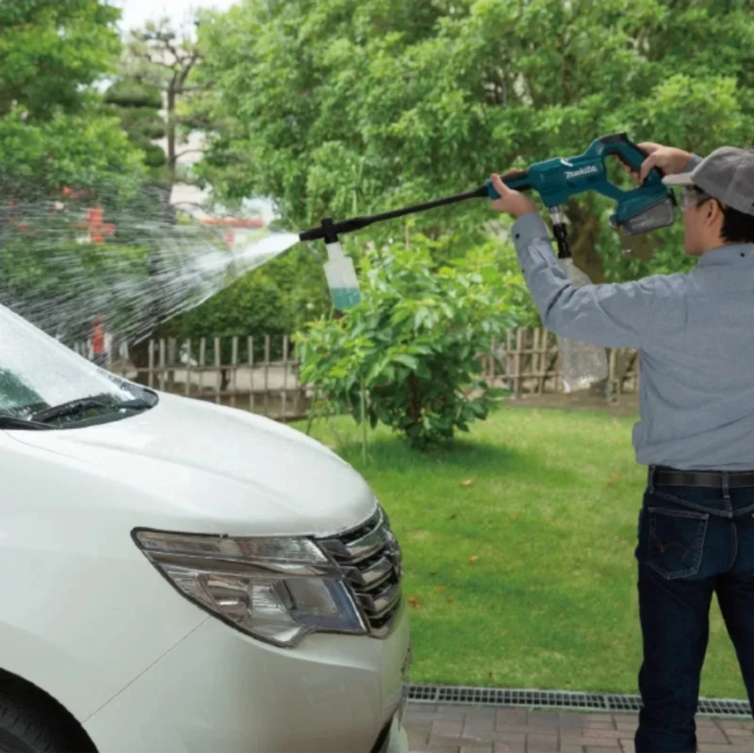 MAKITA DHW180Z01 Cordless 18V 2.4 MPa Pressure Washer (Tool Only, without Battery and Charger) - เครื่องฉีดน้ําแรงดันไร้สาย 18V 2.4 MPa มากีต้ารุ่น DHW180Z01 (เครื่องเปล่า ไม่รวมแบตเตอรี่ ไม่รวมแท่นชาร์จ) *** สินค้าขาดตลาด ***