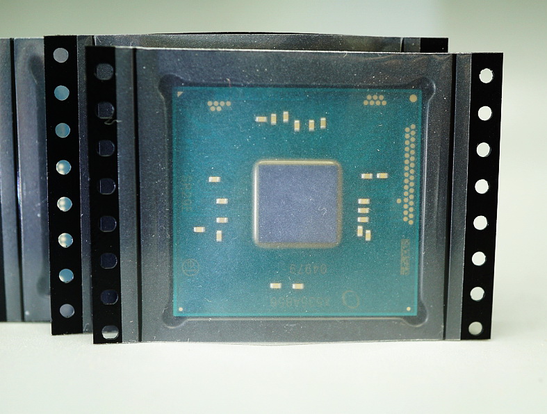 SR29E (Intel Mobile Pentium N3700)