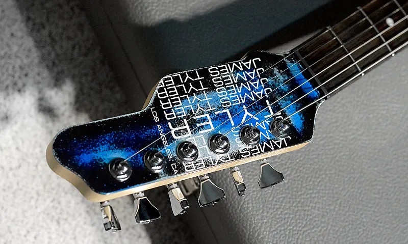 James Tyler Studio Elite Ice Water [Silver Metallic]