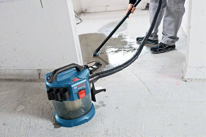 BOSCH GAS 18V-10 L 18v Cordless Dust Extractor without wheels (Tool only, no battery, no charger) - เครื่องดูดฝุ่นไร้สาย 18V Bosch รุ่น GAS 18V-10 L ไม่มีล้อ (ตัวเปล่า ไม่มีแบตเตอรี่ ไม่มีแท่นชาร์จ) - 06019C6300