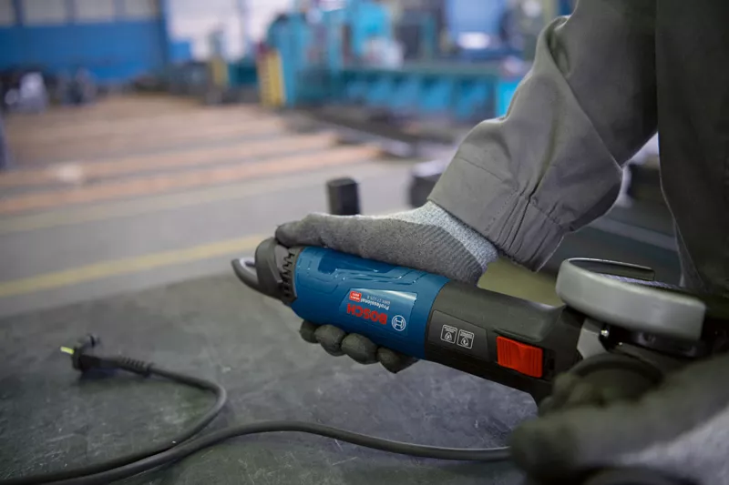 BOSCH GWS 17-125 S 5-inch Angle Grinder - เครื่องเจียรไฟฟ้า 5 นิ้ว กันสะบัด บ๊อช รุ่น GWS 17-125 S - 06017D0300