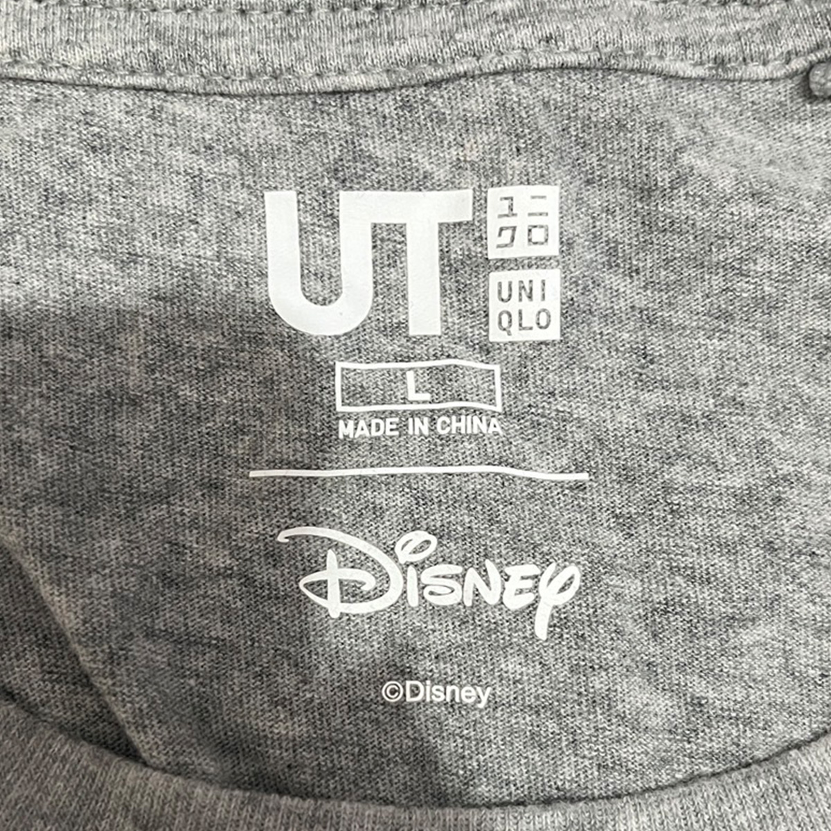 เสื้อยืดวินเทจมือสอง Vintage T-Shirt เสื้อยืดมิกกี้เมาส์ วินเทจ Mickey Mouse ป้ายเสื้อ UNIQLO