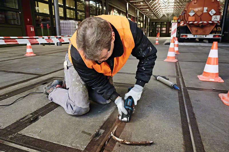 BOSCH GOP 55-36 Corded StarLock Max Multi-Cutter with L-Boxx- เครื่องมืออเนกประสงค์ - 0601231101