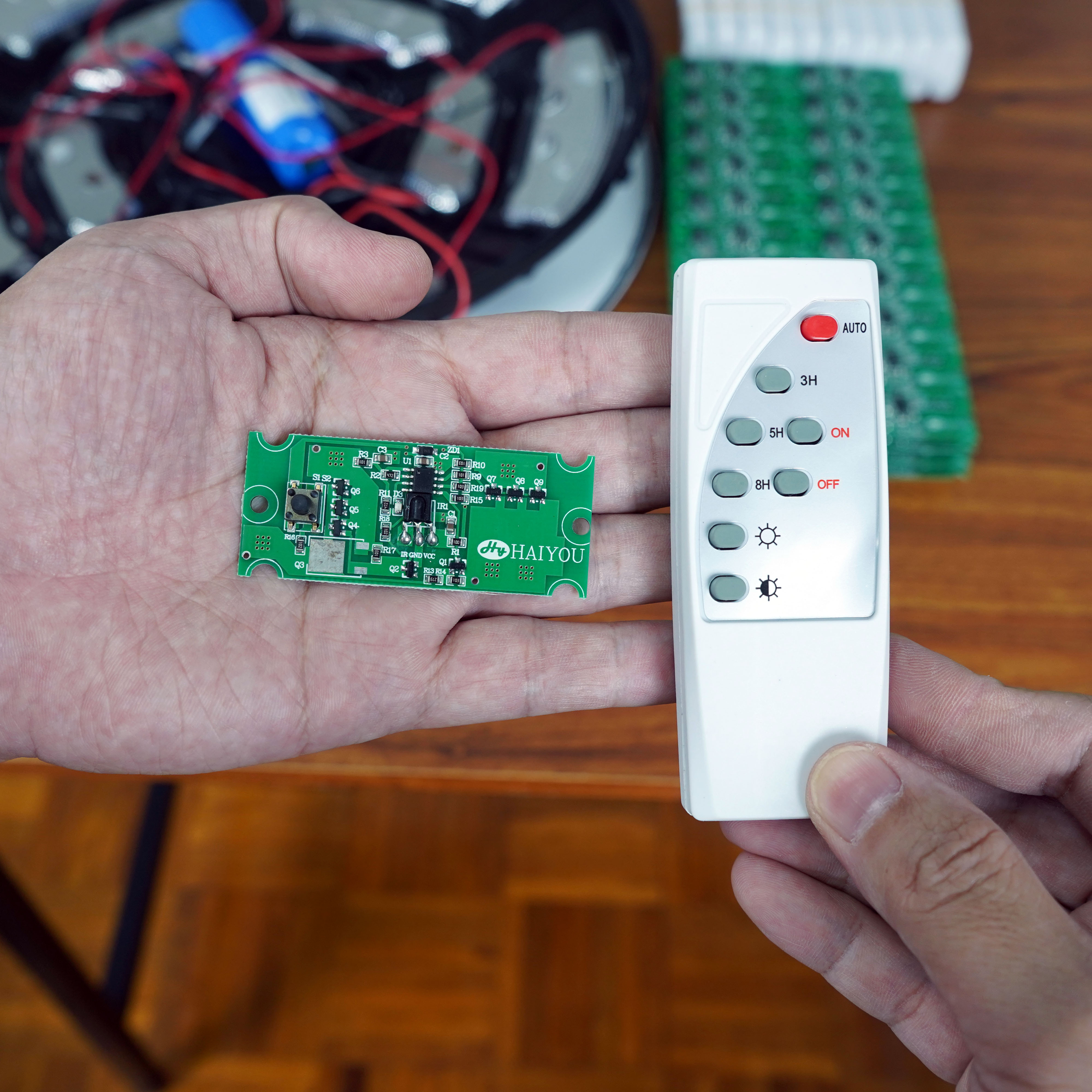 บอร์ดคอนโทล สำหรับโคมไฟโซล่าเซลล์ ไฟถนน UFO