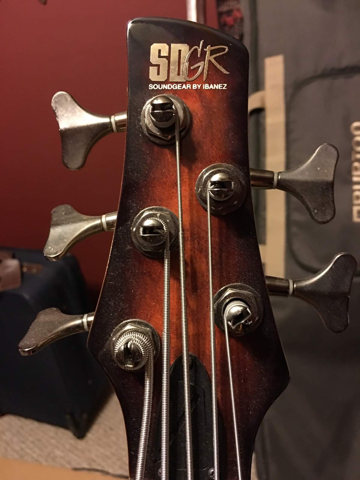 SDGR Soundgear by Ibanez [Gold Metallic]