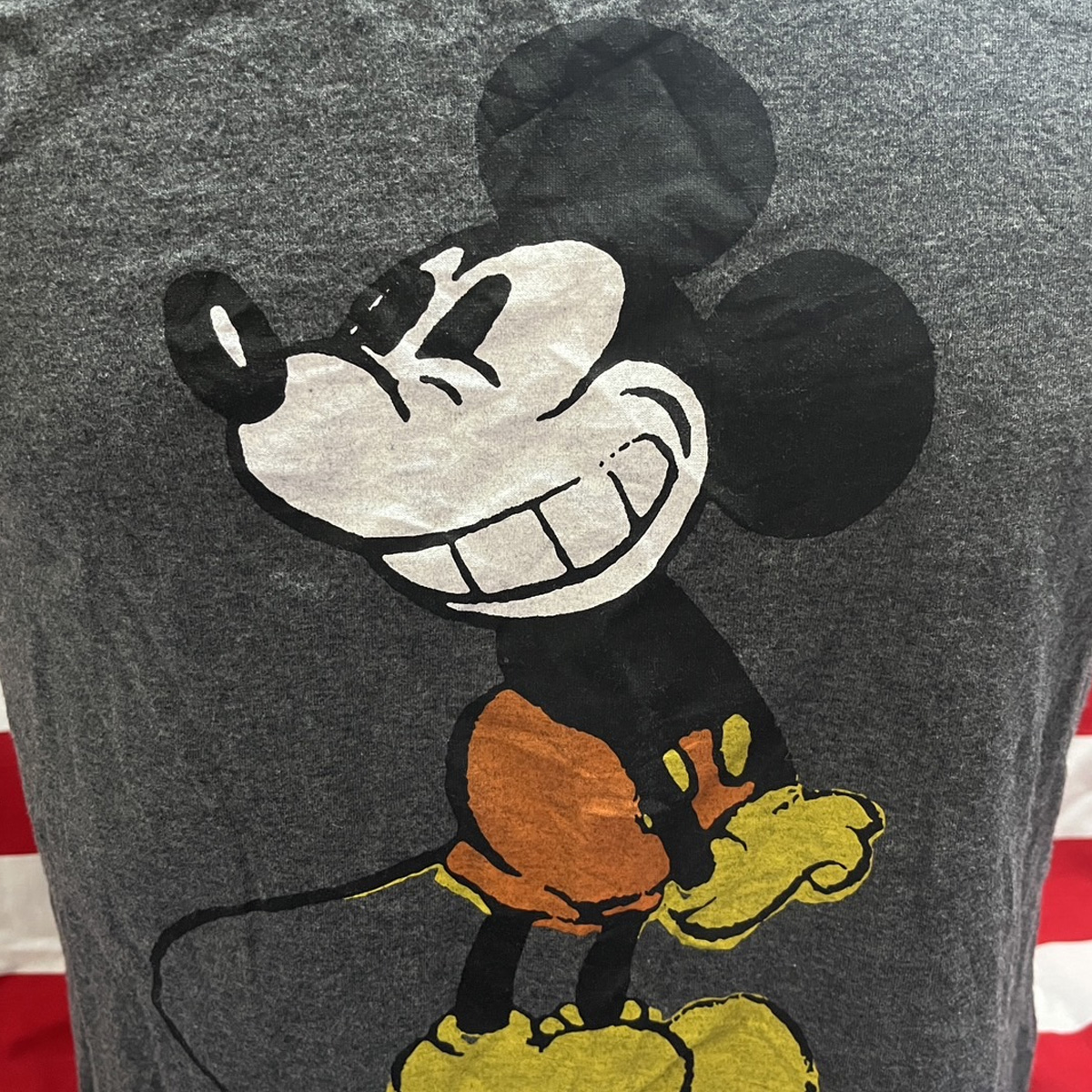 เสื้อยืดวินเทจมือสอง Vintage T-Shirt เสื้อยืดมิกกี้เมาส์ วินเทจ Mickey Mouse งานป้าย Disney