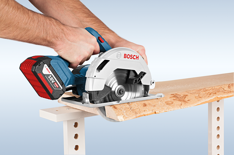 Bosch GKS 18V-57 G Professional Cordless Circular Saw (เลื่อยวงเดือนใช้แบตเตอรี่ 18v สามารถใช้กับรางบ็อช FSN ได้ มาพร้อมกล่องใส่เลื่อย L-Boxx) (ตัวเปล่า ไม่มีแบตเตอรี่ และแท่นชาร์ทมาให้)- 06016A2101