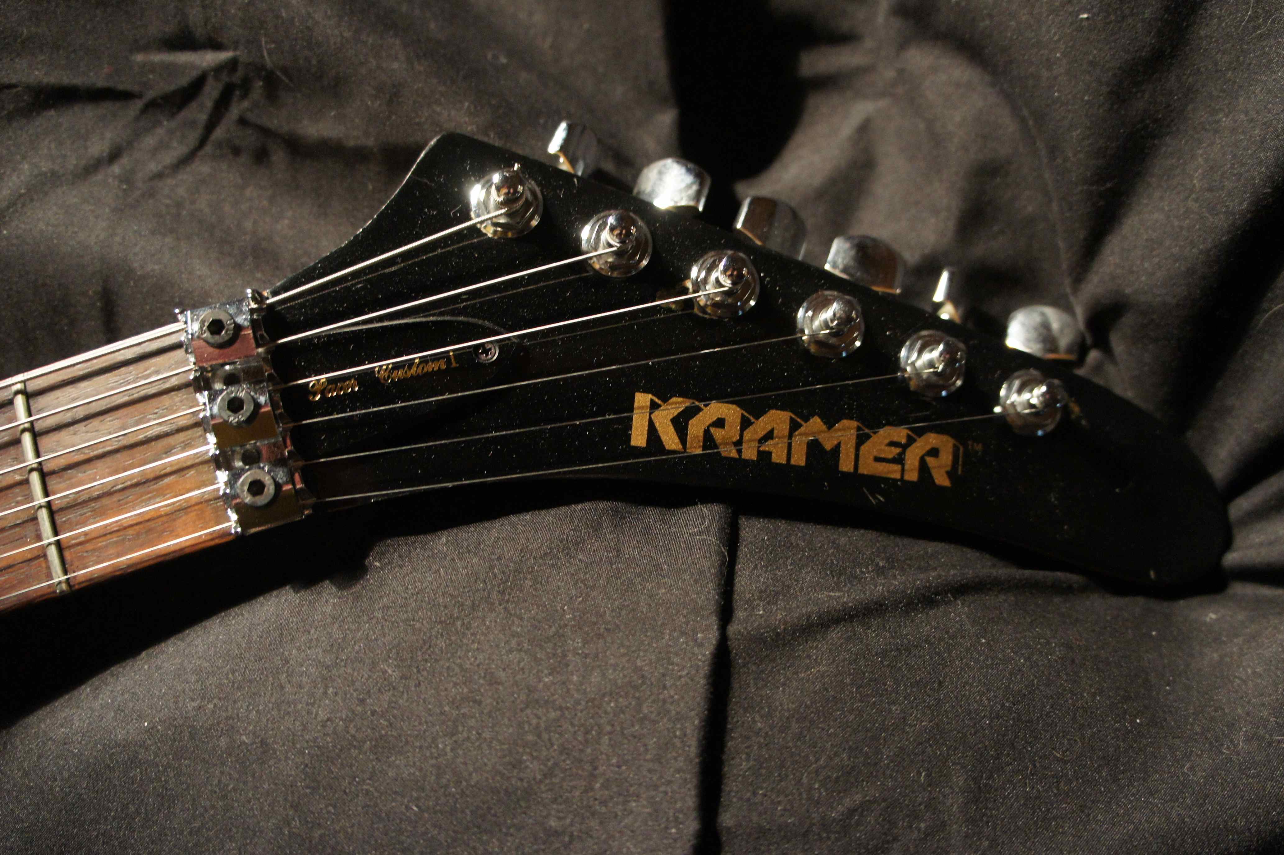 Kramer Pacer [Gold Metallic]