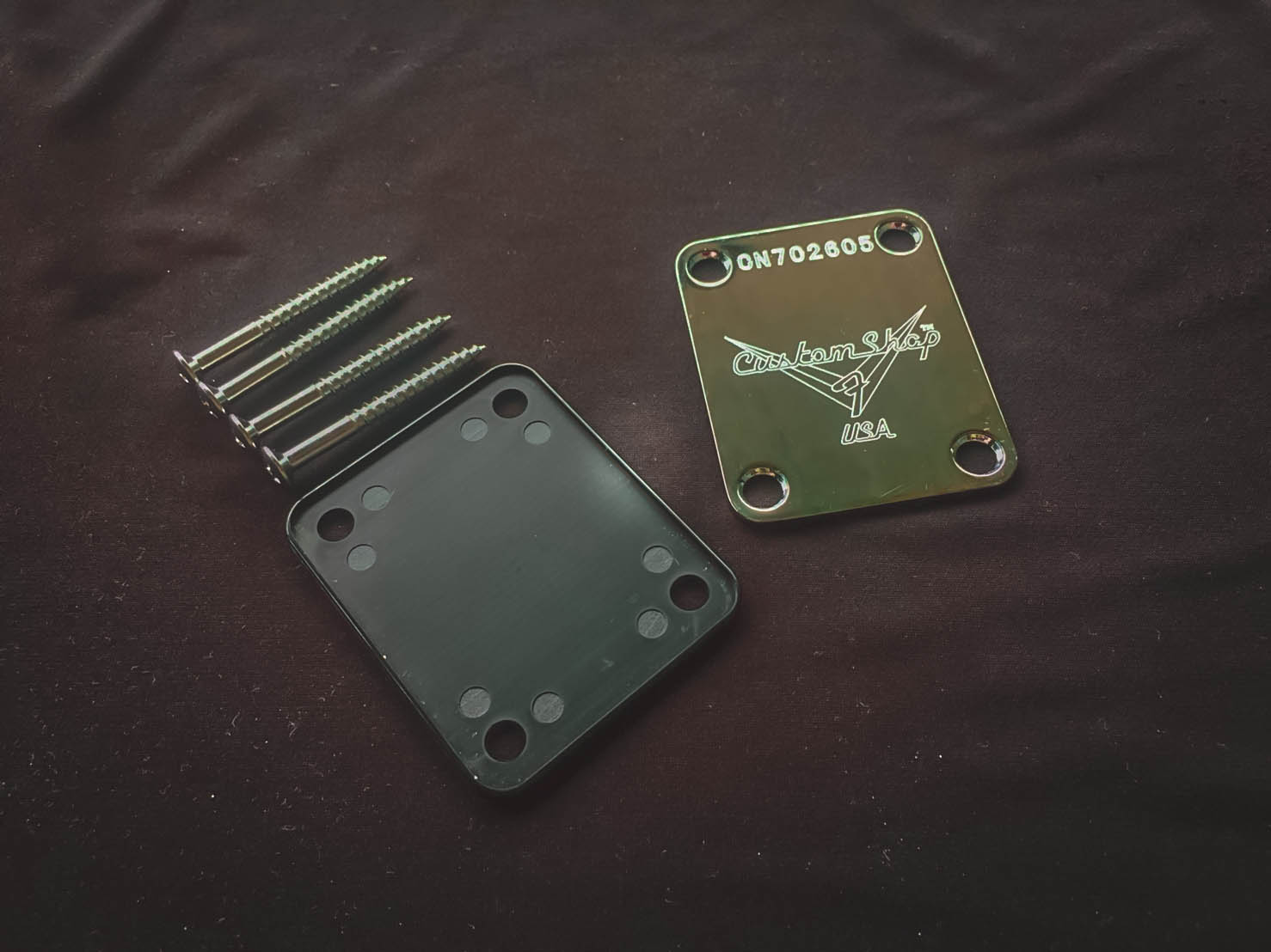 Neckplate Fender Custom Shop Styles