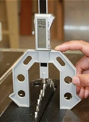 iGAGING 35-0906 - เกจวัดดิจิตอล 3-in-1 ขนาด 6 นิ้ว iGaging รุ่น 35-0906 (Depth Gauge+ Height Gauge+ Thickness Gauge