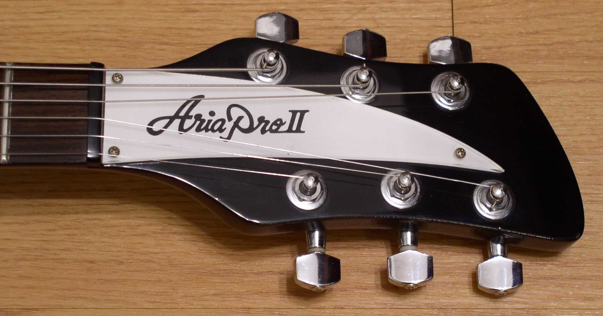 Aria Pro ll John Lennon Rickenbacker 1980