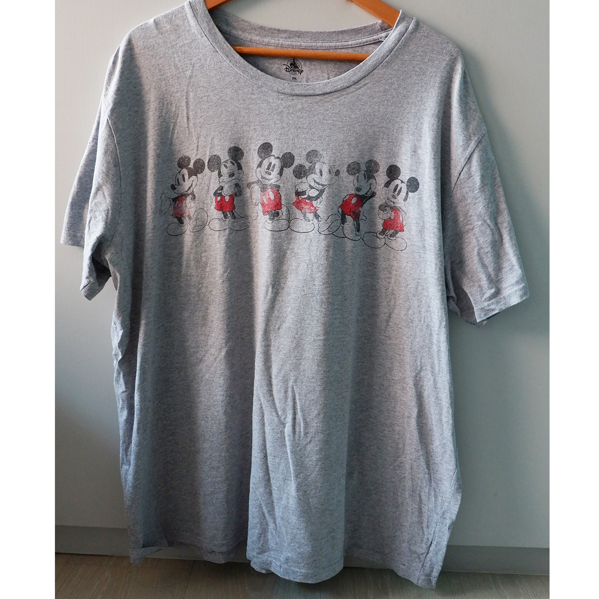 เสื้อยืดวินเทจมือสอง Vintage T-Shirt เสื้อยืดมิกกี้เมาส์ วินเทจ Mickey Mouse งานป้าย Disney