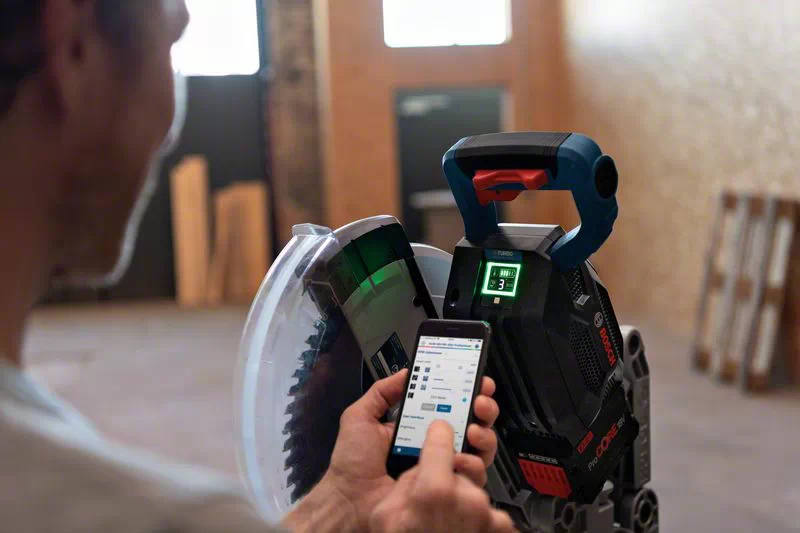 BOSCH GCM 18V-305 GDC Cordless Miter Saw BitTurbo (Tool only- without battery and charger) - เลื่อยตัดองศาสไลด์ไร้สายขนาด 12 นิ้ว บอช รุ่น GCM 18V-305 GDC (ไม่มีแบตเตอรี่ ไม่มีแท่นชาร์จ) 0601B430K0