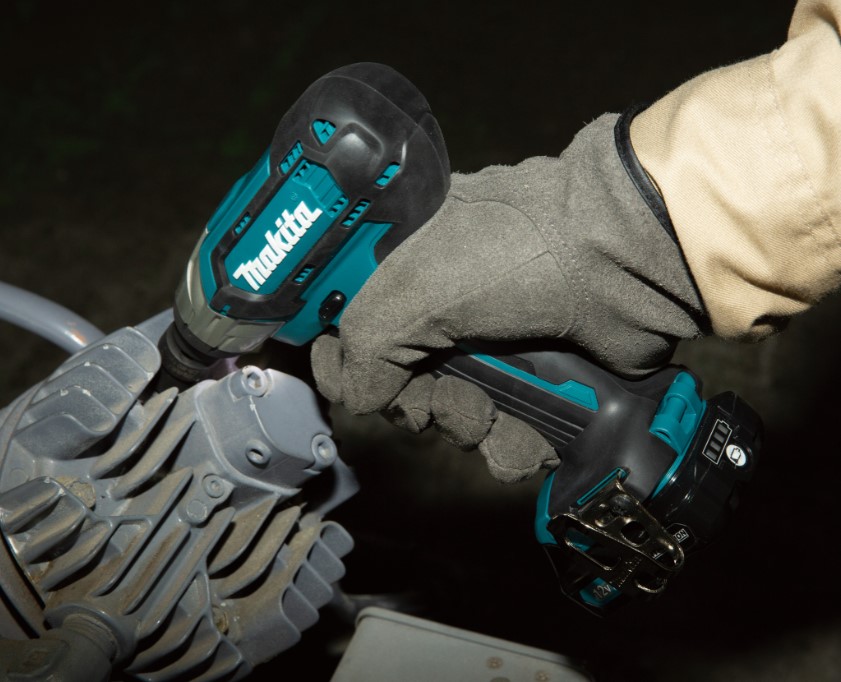 MAKITA TW141DZ Cordless Impact Wrench (Tool only, without battery, without Charger)- บล็อคกระแทกไร้สาย มากีต้า รุ่น TW141DZ ไม่มีแบตเตอรี่ ไม่มีแท่นชาร์จ