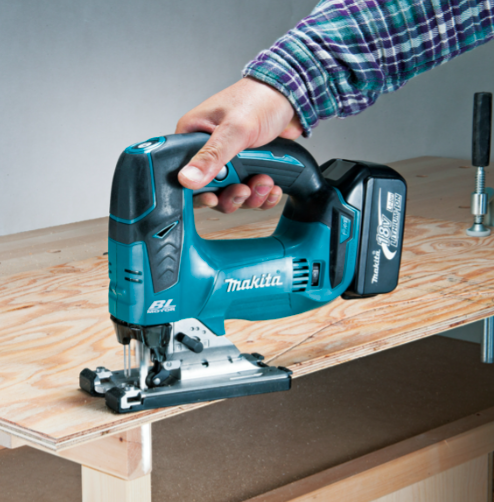 MAKITA DJV182Z 18v Cordless Brushless D-Handle Jigsaw (Solo) - เครื่องเลื่อยจิ๊กซอว์ไร้สาย 18v MAKITA รุ่น DJV182Z (เครื่องเปล่าไม่มีแบตเตอรี่ ไม่มีแท่นชาร์จ)