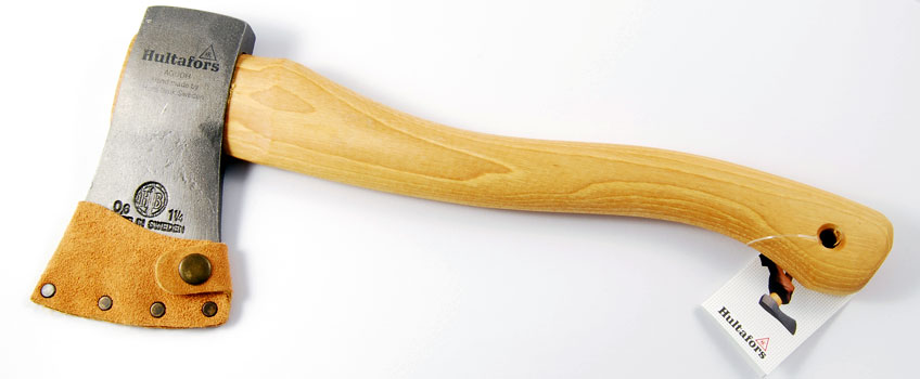HULTAFORS Outdoor/ Wildlife Hatchet - ขวานรุ่นมาตรฐาน ขนาดเล็กสำหรับพกพาเป็นเพื่อนคู่ใจในการไปแค้มปิ้ง เดินป่า หรือ ใช้งานในสวน (Standard Series) สินค้าสั่งซื้อล่วงหน้า Pre-Order