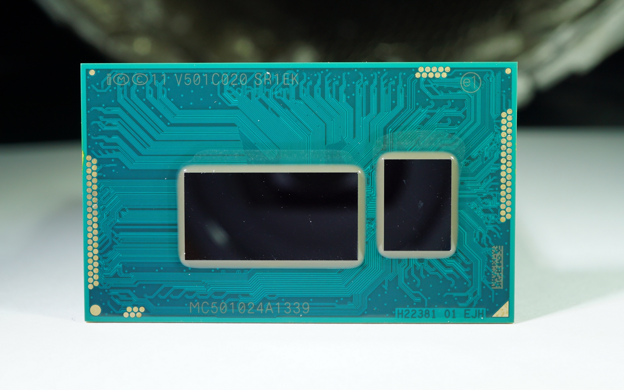 SR1EK (Intel Core i3-4005U)