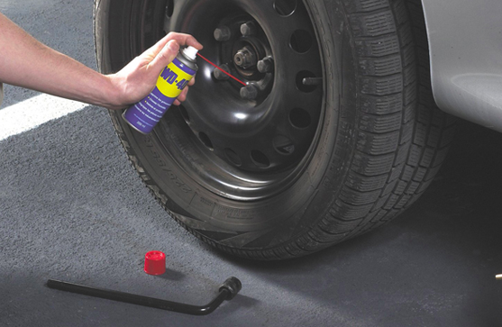 WD-40 น้ำมันอเนกประสงค์ ขนาดบรรจุ 191 มิลลิลิตร - W051-0020