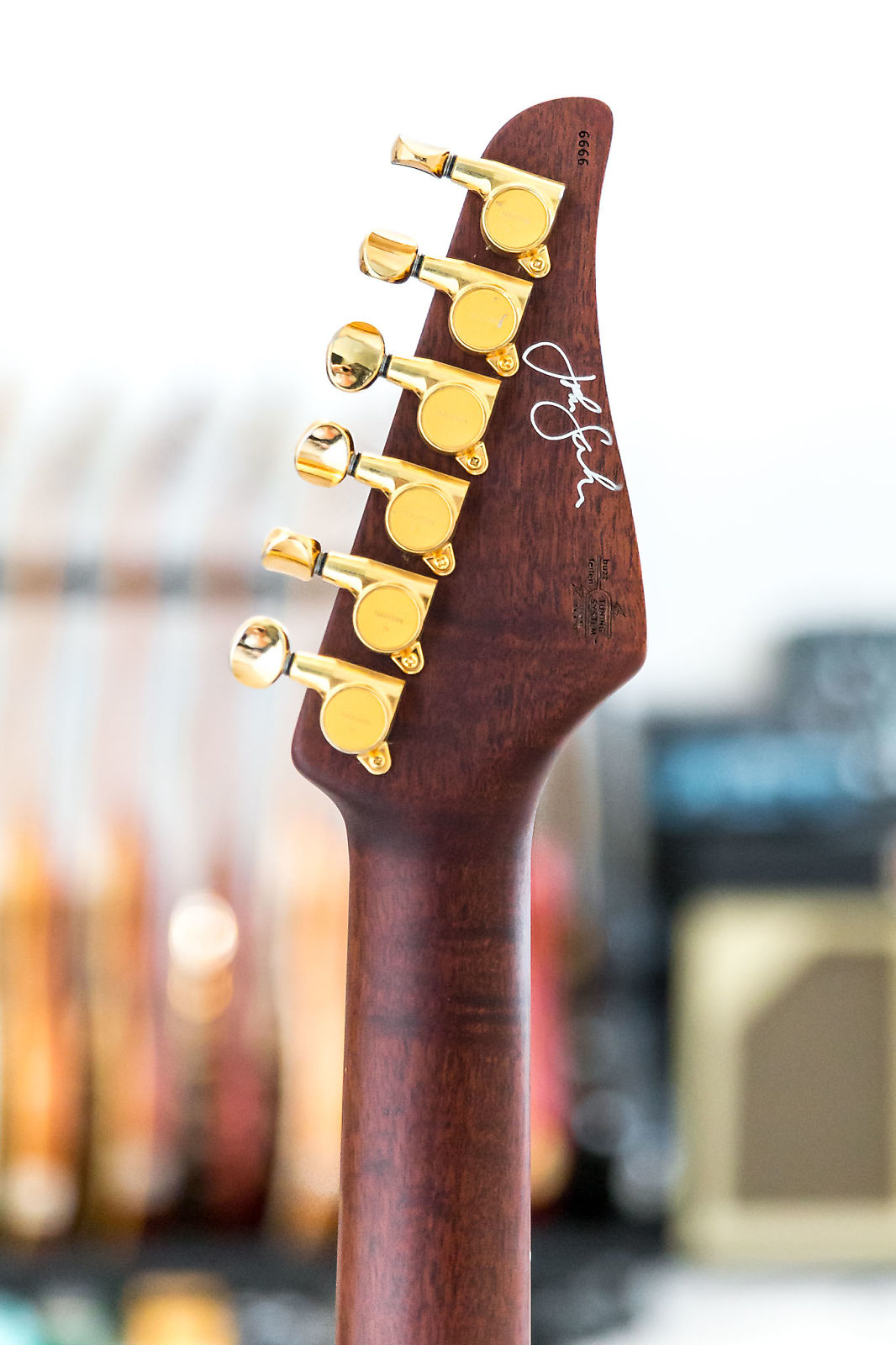 Suhr John Suhr Signature [Silver Metallic]