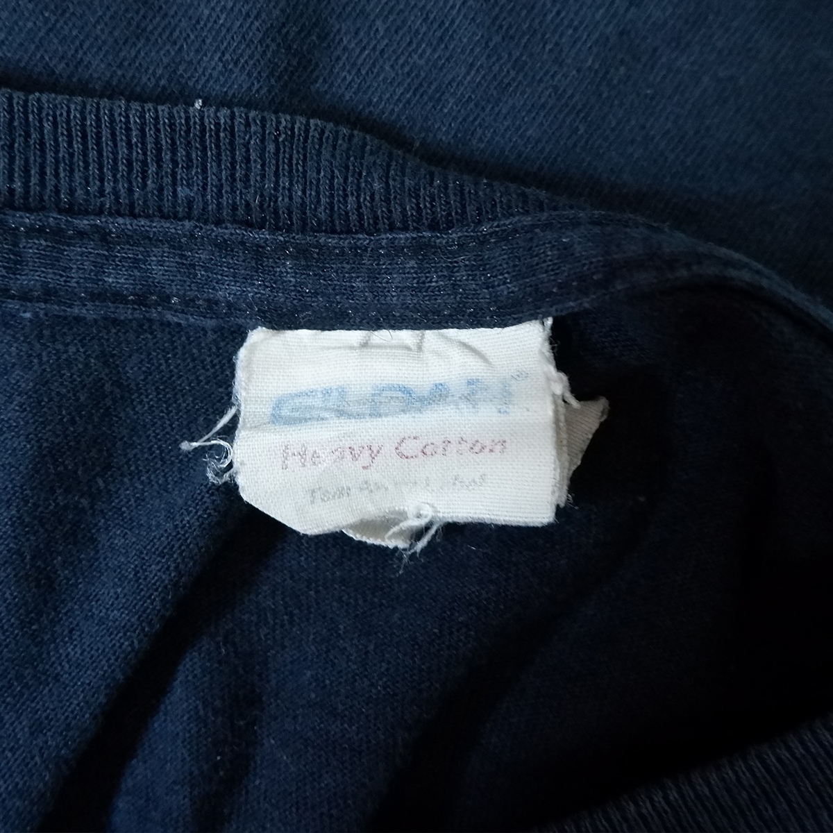 เสื้อยืดวินเทจมือสอง Vintage T-Shirt ลายกราฟิก ทหาร American Strong USA