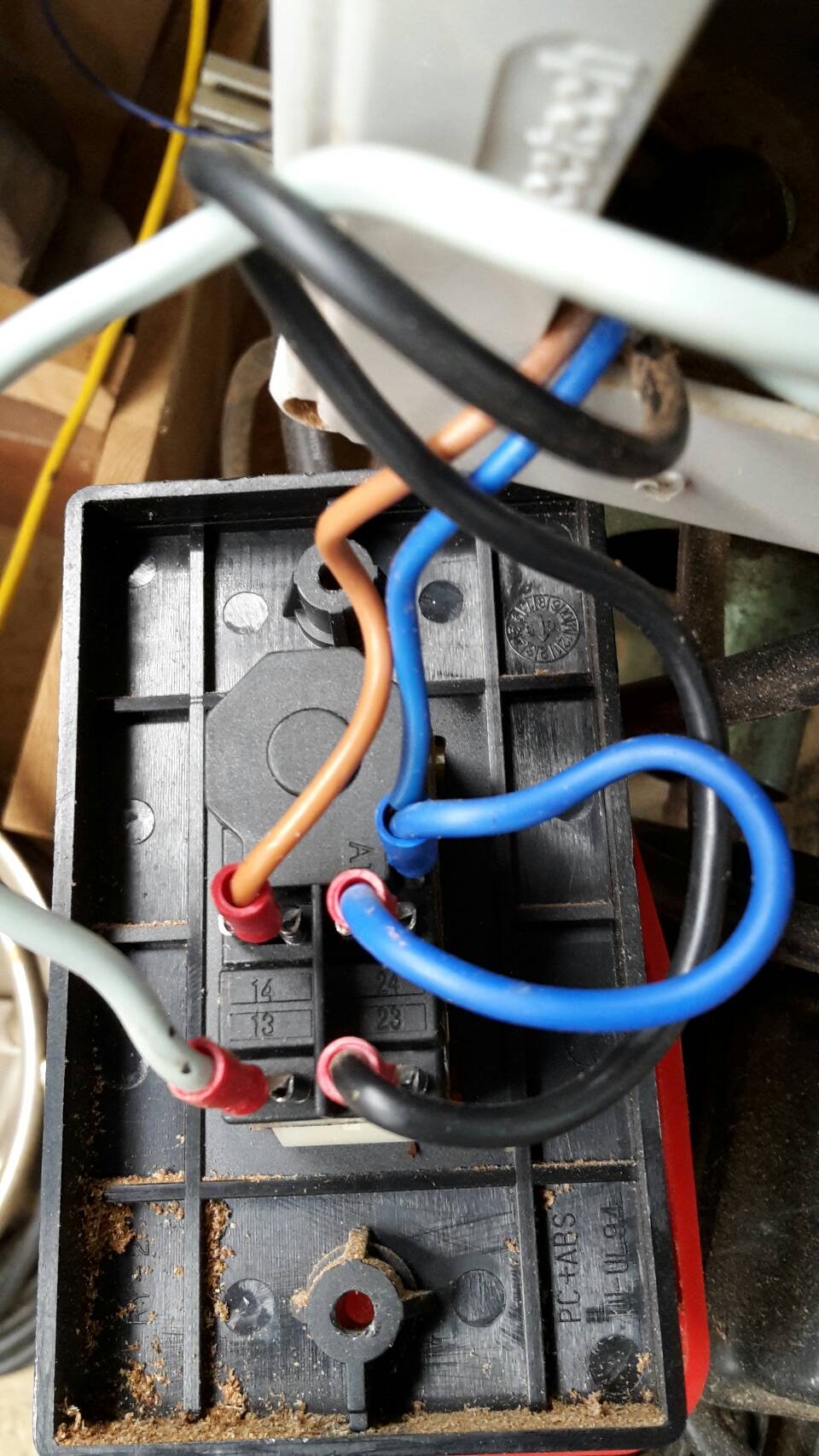 KEDU KJD17B-16 NVR (No Voltage Release) Switch 230V/ 16A/ 1ph, Electromagnetic 5-pins สวิทช์เปิดปิด เครื่องมืองานไม้แบบแม่เหล็กไฟฟ้า ชนิด 5 ขา