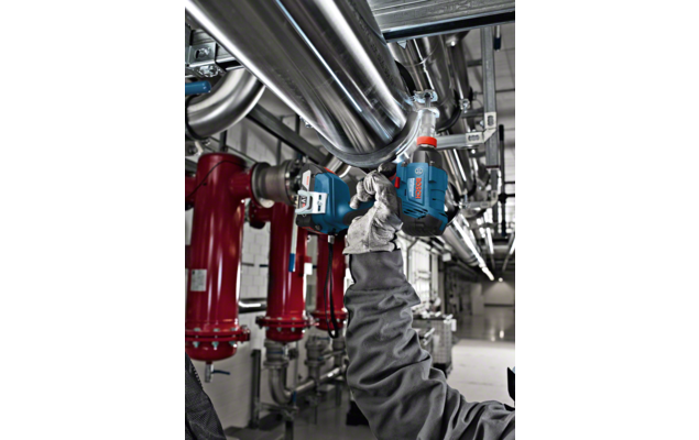 BOSCH GDX 18 V-180 Cordless Impact Driver (180Nm) with 2.0Ah Battery x2 and Charger- บล็อคไร้สาย 18V แบต 2.0Ah x 2 ก้อน แท่นชาร์ต x1 - 06019G5201