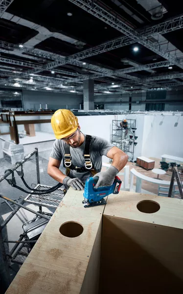 BOSCH GST 183-LI - 18V Cordless Jigsaw (Tool only without Battery and Charger) - เลื่อยจิ๊กซอว์ไร้สายใช้แบตเตอรี่ 18 โวล์ท (เครื่องเปล่าไม่มีแบตเตอรี่ ไม่มีแท่นชาร์จ) บ๊อช รุ่น GST 183-LI - 06015B70L0