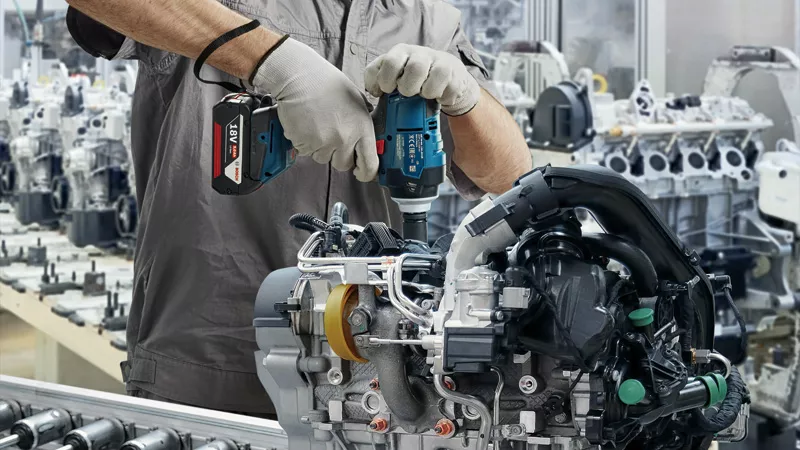 BOSCH GDS 18V-400 Cordless Impact Driver/ Wrench - บล็อคกระแทกไร้สาย 18 โวล์ท บ๊อช รุ่น GDS 18V-400