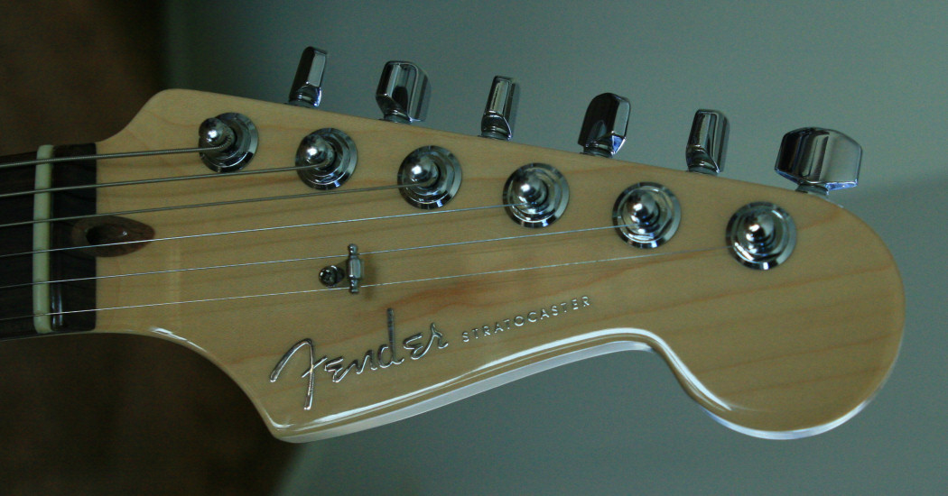 Fender Stratocaster American Elite Deluxe [Silver Metallic]