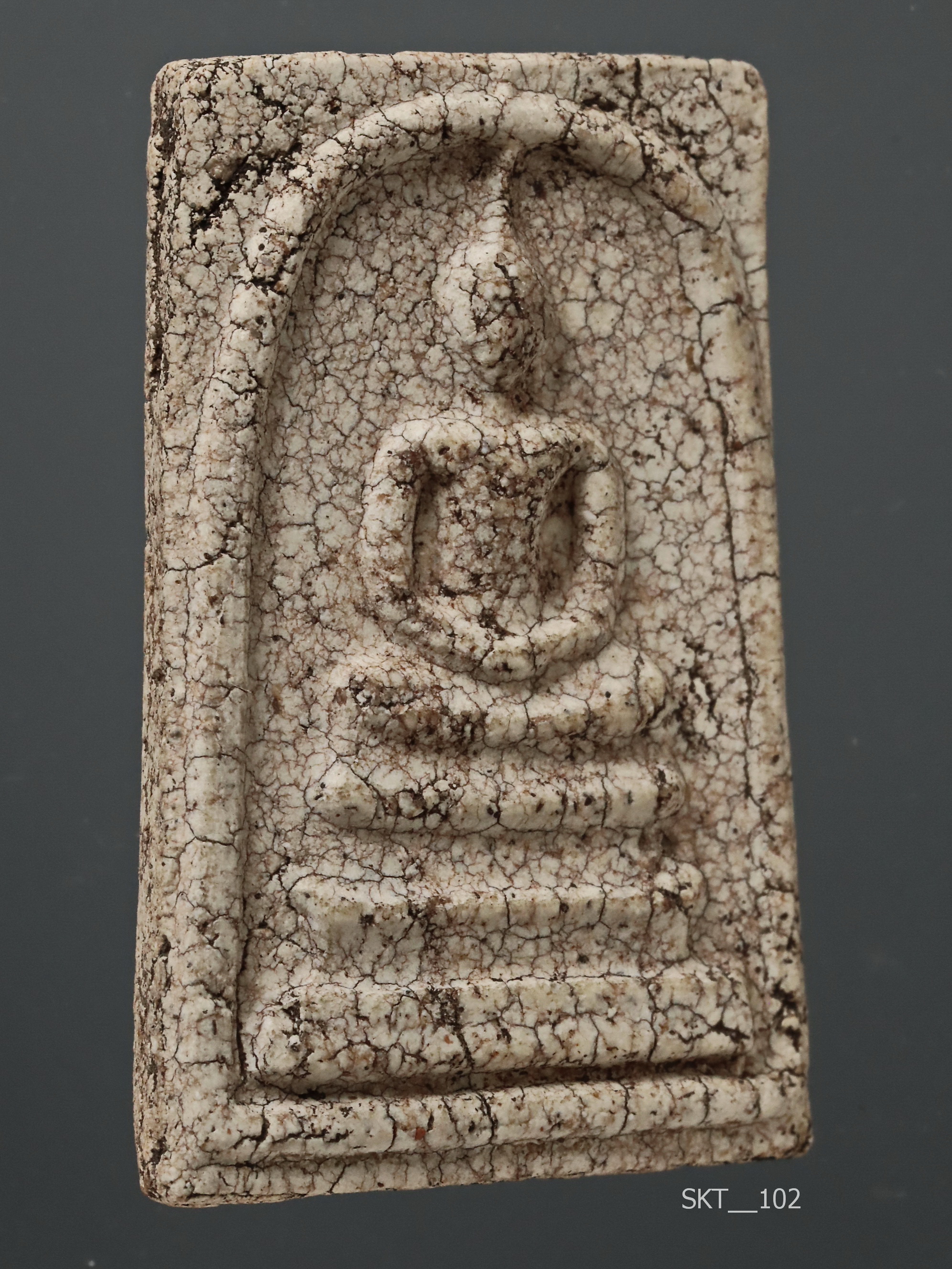 พระสมเด็จวัดระฆัง พิมพ์ใหญ่ เกศทะลุซุ้ม (พุทธศิลป์สุโขทัย) กรุพระปรางค์ SKT_102