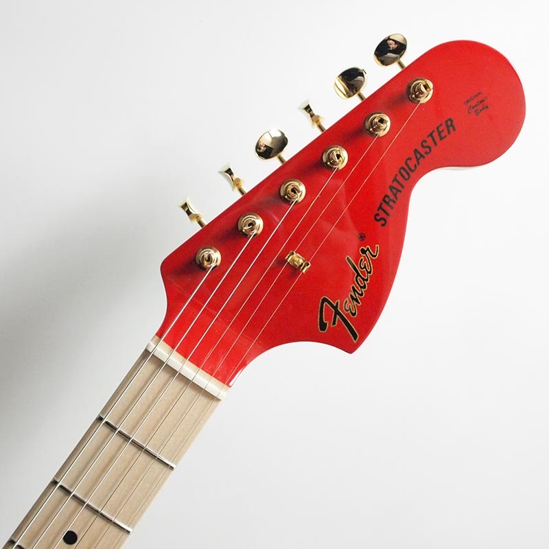 Fender Stratocaster Mami Scandal Signature