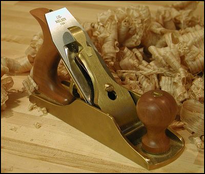 Lie Nielsen No.4 Bronze Smoothing Plane - กบทองเหลืองเบอร์ 4 ของ Lie-Nielsen U.S.A. (สินค้าสั่งซื้อล่วงหน้า Pre-order)