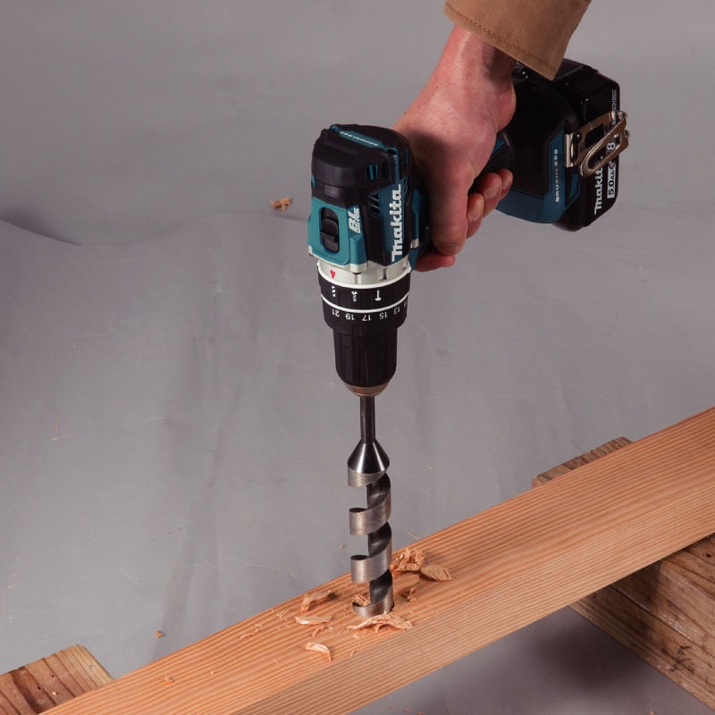 MAKITA DLX2315J 18V Combo Set (DTD171 and DHP484) with 2x 3.0Ah Batteries and Charger - ชุดรวมไขควงกระแทกไร้สาย DTD171 และ สว่านไร้สาย DHP484 18โวล์ท มากีต้า รุ่น DLX2315J พร้อมแบตเตอรี่ 3.0Ah 2ก้อน และแท่นชาร์จ