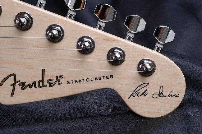 Fender Stratocaster Richie Sambora Signature