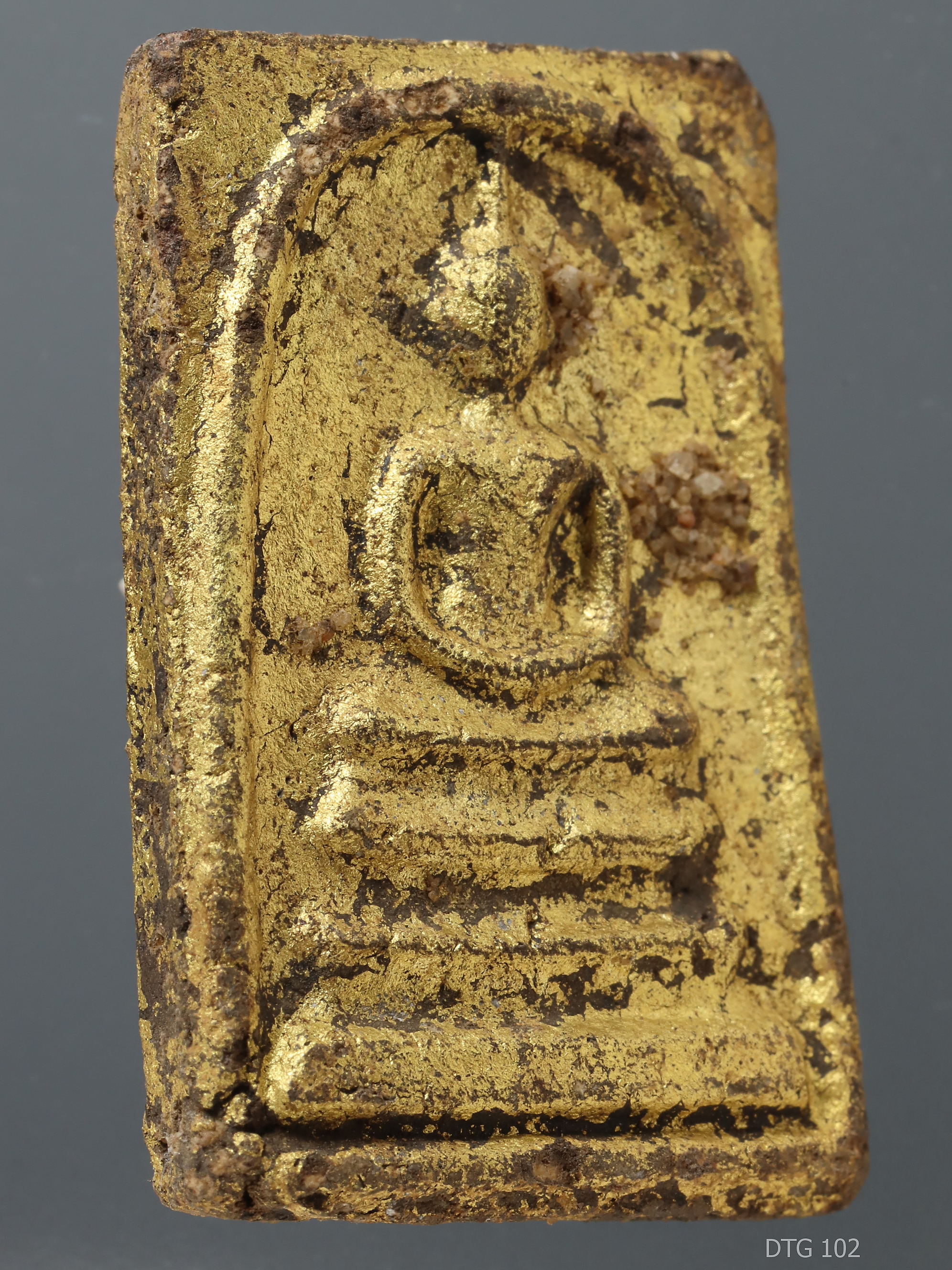 พระสมเด็จ พิมพ์ใหญ่ (พิมพ์องค์เสี่ยดม) กรุวัดสะตือ ปิดทอง DTG 102