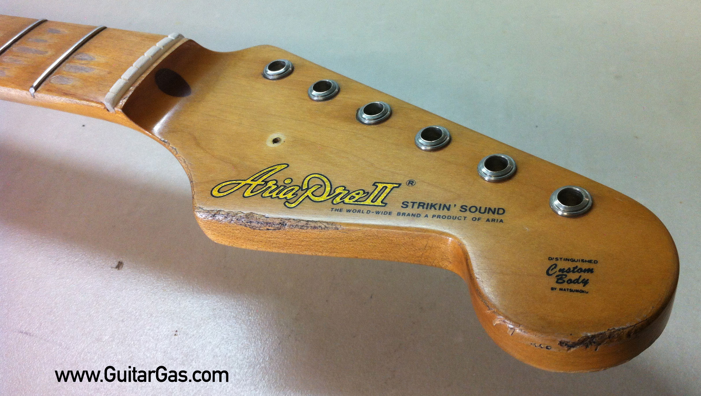 Aria Pro Strikin Sound