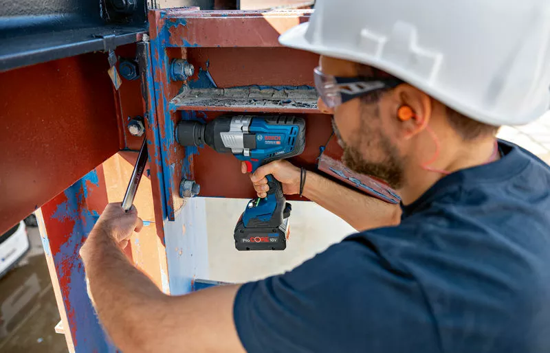 BOSCH GDS 18V-1600 HC 18v Impact Wrench (Tool Only- without batterry, without Charger) - บล็อคกระแทกไร้สาย Li-Ion 18V. BOSCH รุ่น GDS 18V-1600 HC (เครื่องเปล่า ไม่มีแบตเตอรี่ ไม่มีแท่นชาร์จ- 06019M1080
