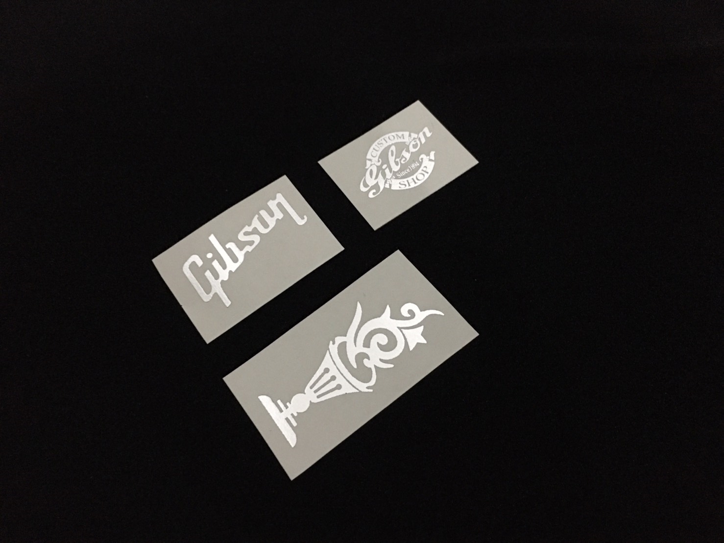 Gibson Flower Pot [Silver Metallic]