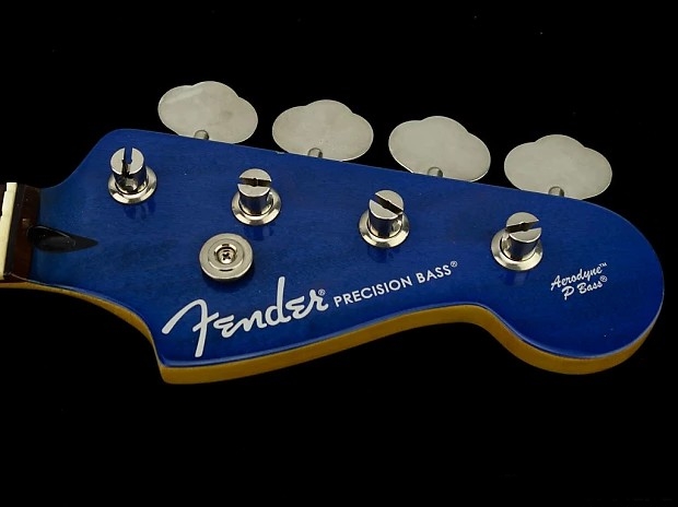 Fender Precision Bass Aerodyne [Silver Metallic]