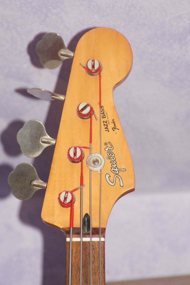 Squier Jazz Bass Silver Series Korea