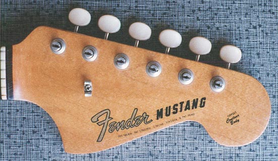 Fender Mustang