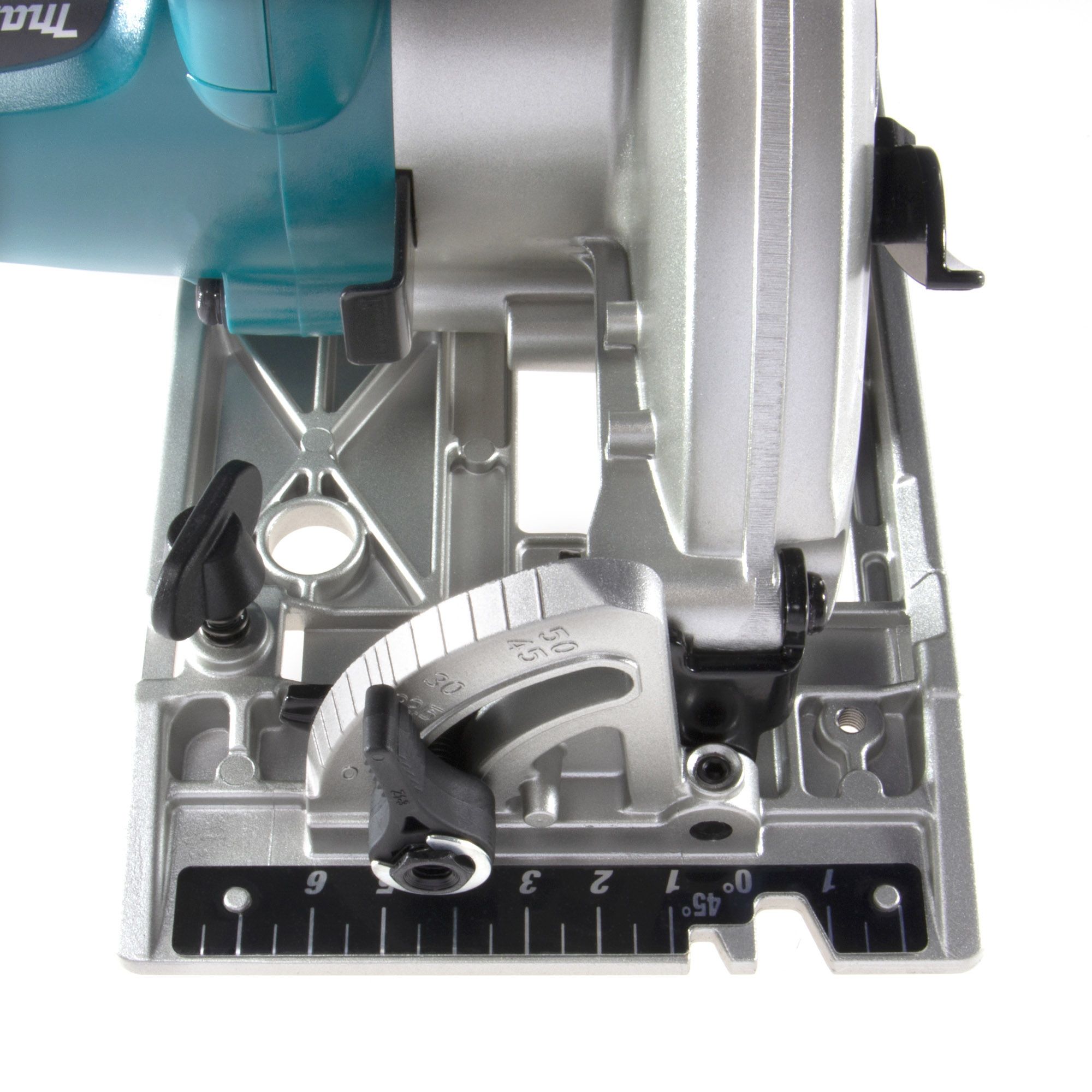 MAKITA DSS611Z Brushless Cordless Circular Saw 18V 165mm. Tool Only (no batteries and charger) - เลื่อยวงเดือนไร้สาย มอเตอร์ไร้แปรงถ่าน 18v ขนาด 165มม .(ตัวเลื่อยเปล่าไม่มีแบตเตอรี่ ไม่มีแท่นชาร์ท)