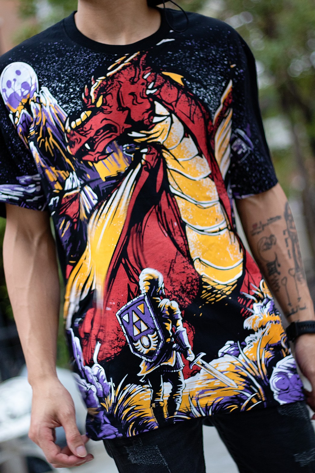 เสื้อยืด OVP Oversize เนื้อผ้าCotton 100% Ovp อัศวินมังกรแดง สกรีนแน่นๆ สีออฟเซ็ต งานสกรีนกลืนกับเนื้อผ้า NYX6K