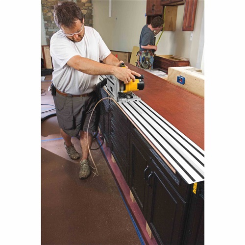 DeWALT DWS520K Plunge Track Saw, 2 x 1.5m Guide Rails + Connector (ชุดเลื่อยราง พร้อมราง 1.5 ม. 2เส้น ต่อแล้วยาวรวม 3.0 ม.) ตัวต่อราง และกล่องใส่เลื่อย)