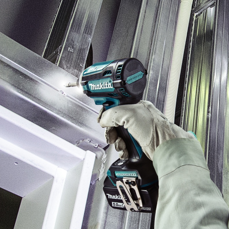 MAKITA DLX2315J 18V Combo Set (DTD171 and DHP484) with 2x 3.0Ah Batteries and Charger - ชุดรวมไขควงกระแทกไร้สาย DTD171 และ สว่านไร้สาย DHP484 18โวล์ท มากีต้า รุ่น DLX2315J พร้อมแบตเตอรี่ 3.0Ah 2ก้อน และแท่นชาร์จ