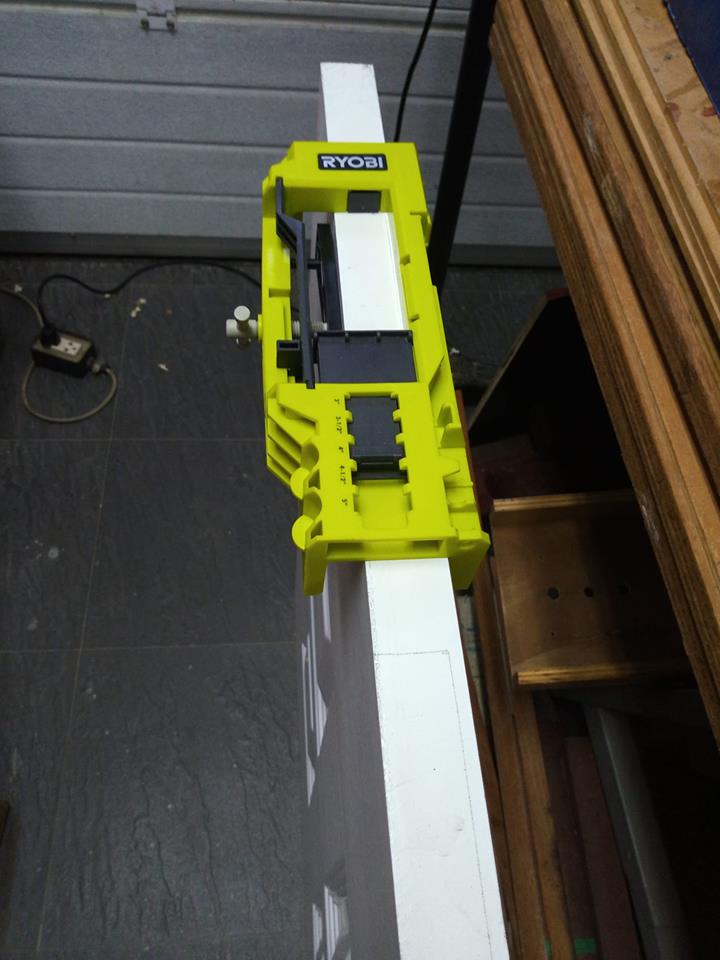 RYOBI Door Hinge Installation Kit/Mortiser Template - จิ๊กเจาะบานพับประตู และเจาะรูเดือยเหลี่ยม จาก Ryobi Tools U.S.A.