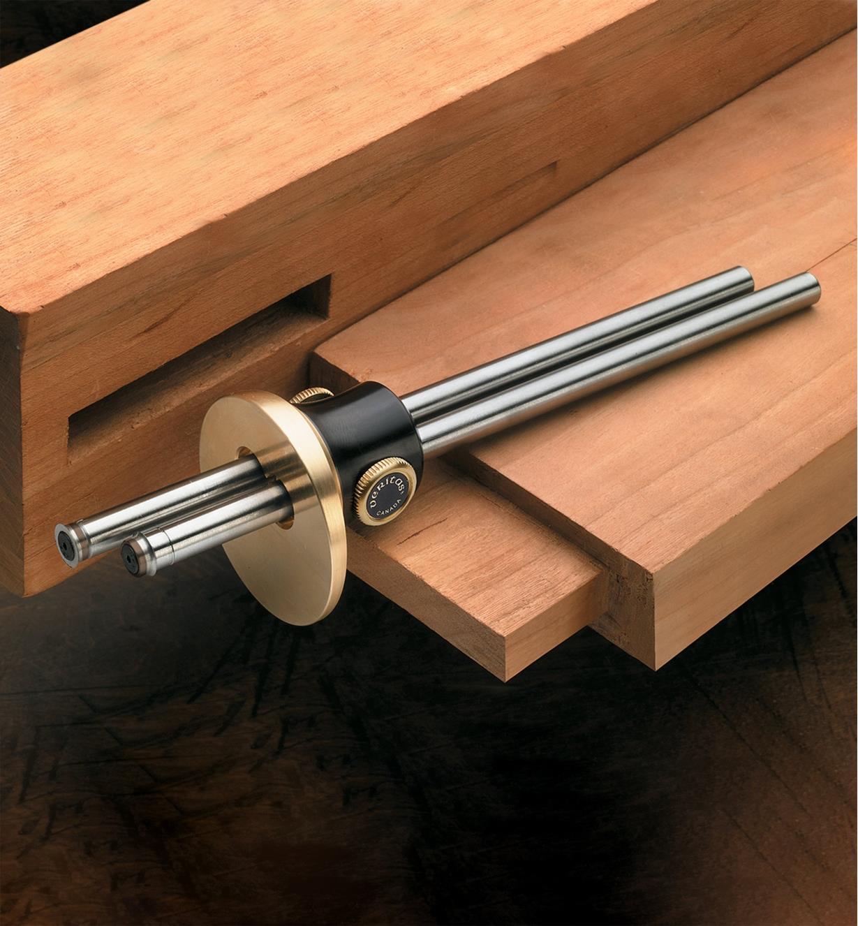 VERITAS 05N7010 Dual Marking Gauge and Shaft Clamp- ขอขีดไม้ใบมีดล้อกลมแบบ 2 แกนพร้อมแคล้มป์ - 05N7010