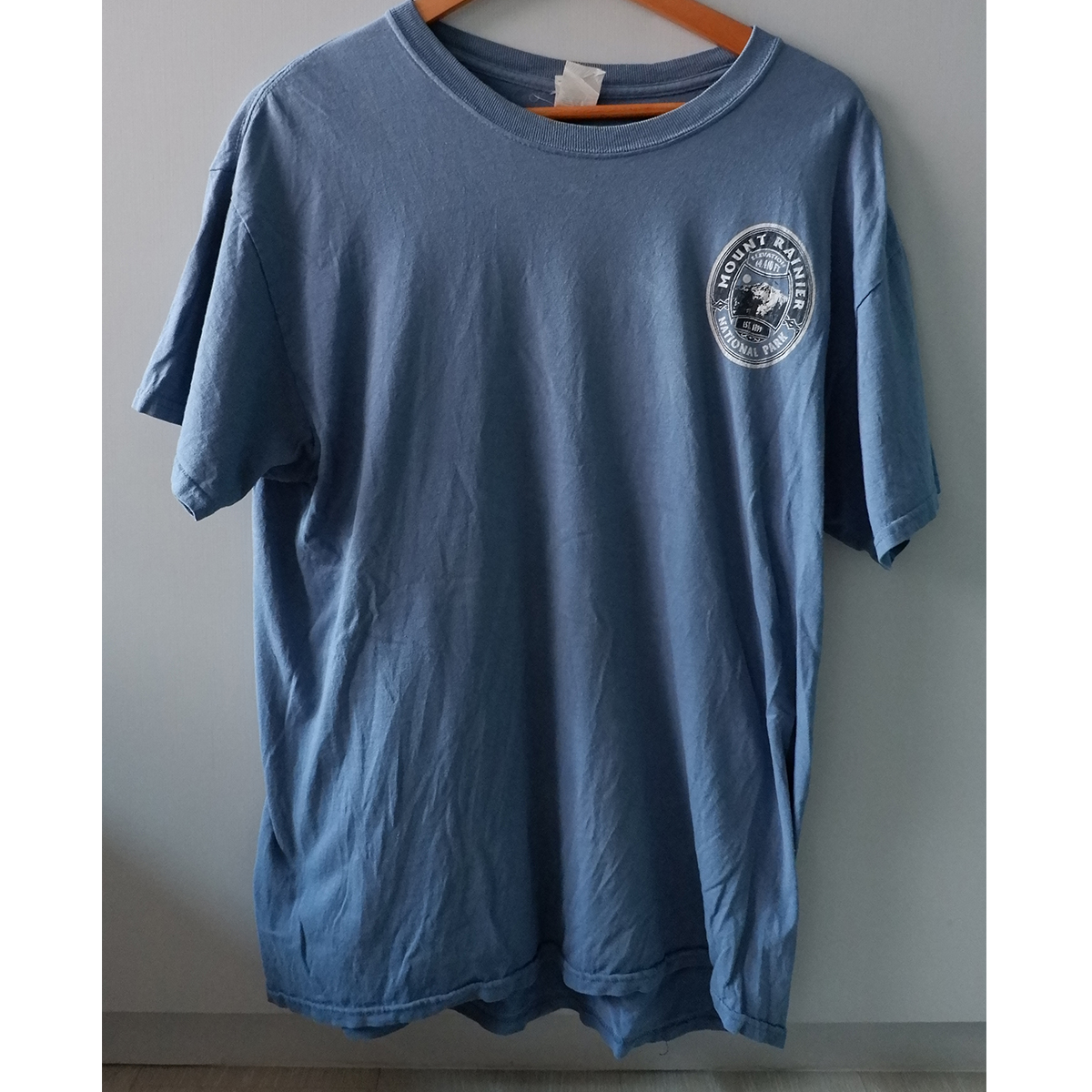เสื้อยืดวินเทจมือสอง Vintage T-Shirt ลาย MOUNT RAINER EST.1899