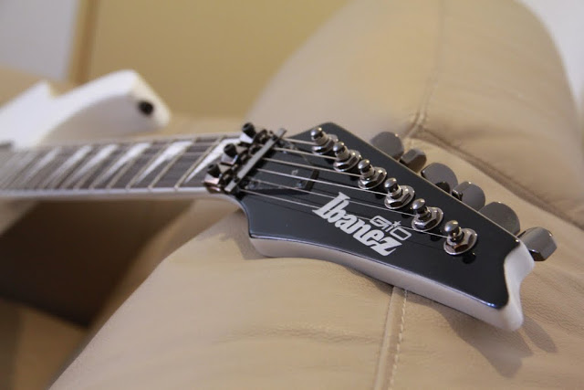 Ibanez Gio 2 [Silver Metallic]