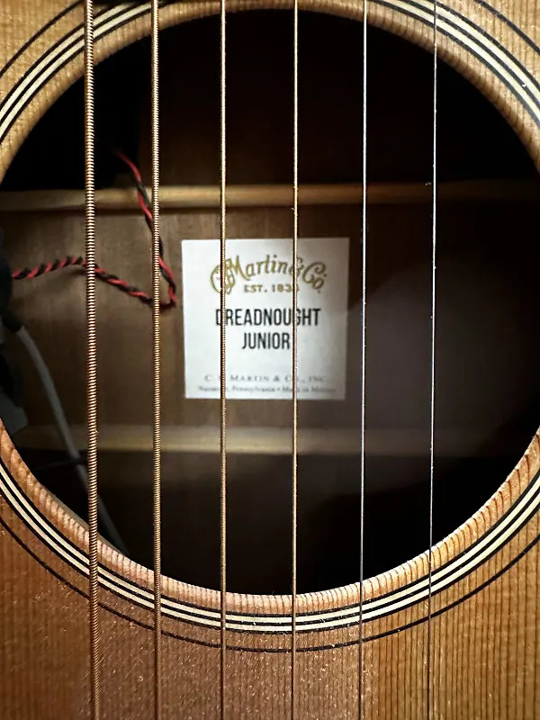 Martin Dreadnought Junior + Label